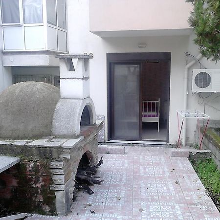 Luxury Apartment By The Beach Néa Péramos エクステリア 写真