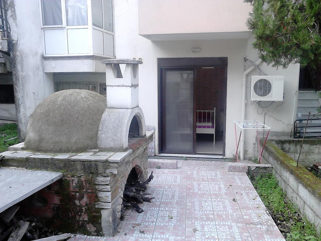 Luxury Apartment By The Beach Néa Péramos エクステリア 写真